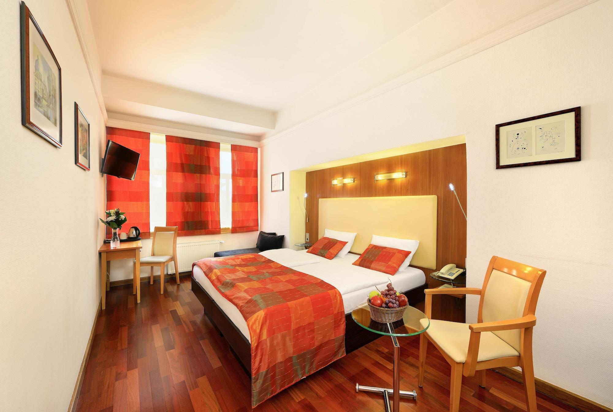 Ametyst Hotel Praha Экстерьер фото