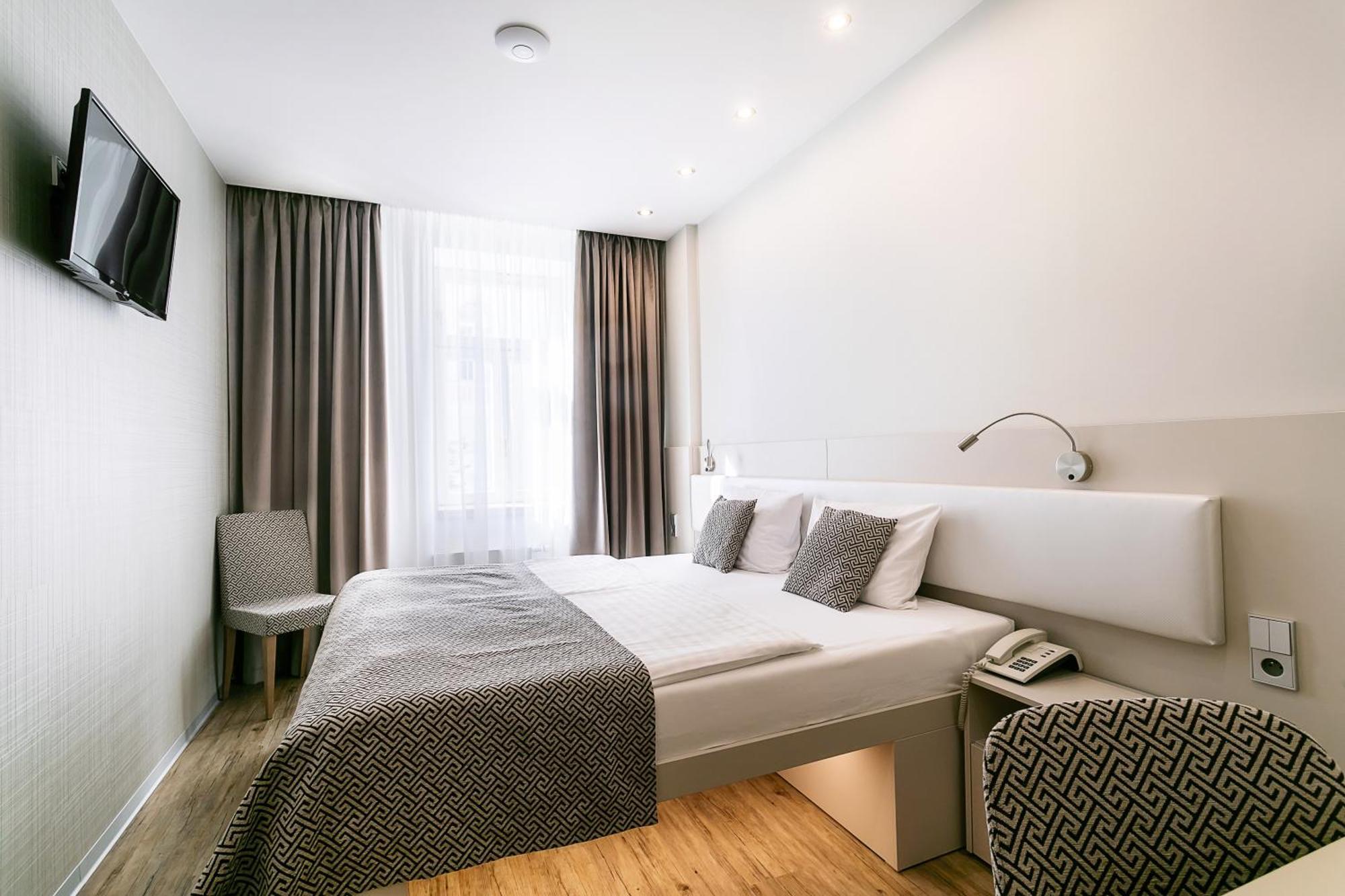 Ametyst Hotel Praha Экстерьер фото