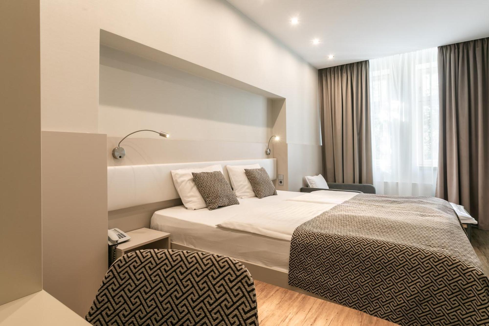 Ametyst Hotel Praha Экстерьер фото