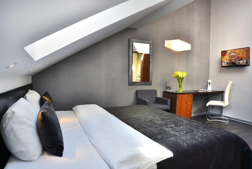 Ametyst Hotel Praha Экстерьер фото