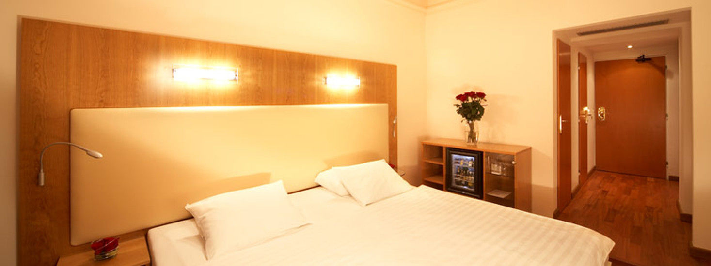 Ametyst Hotel Praha Экстерьер фото